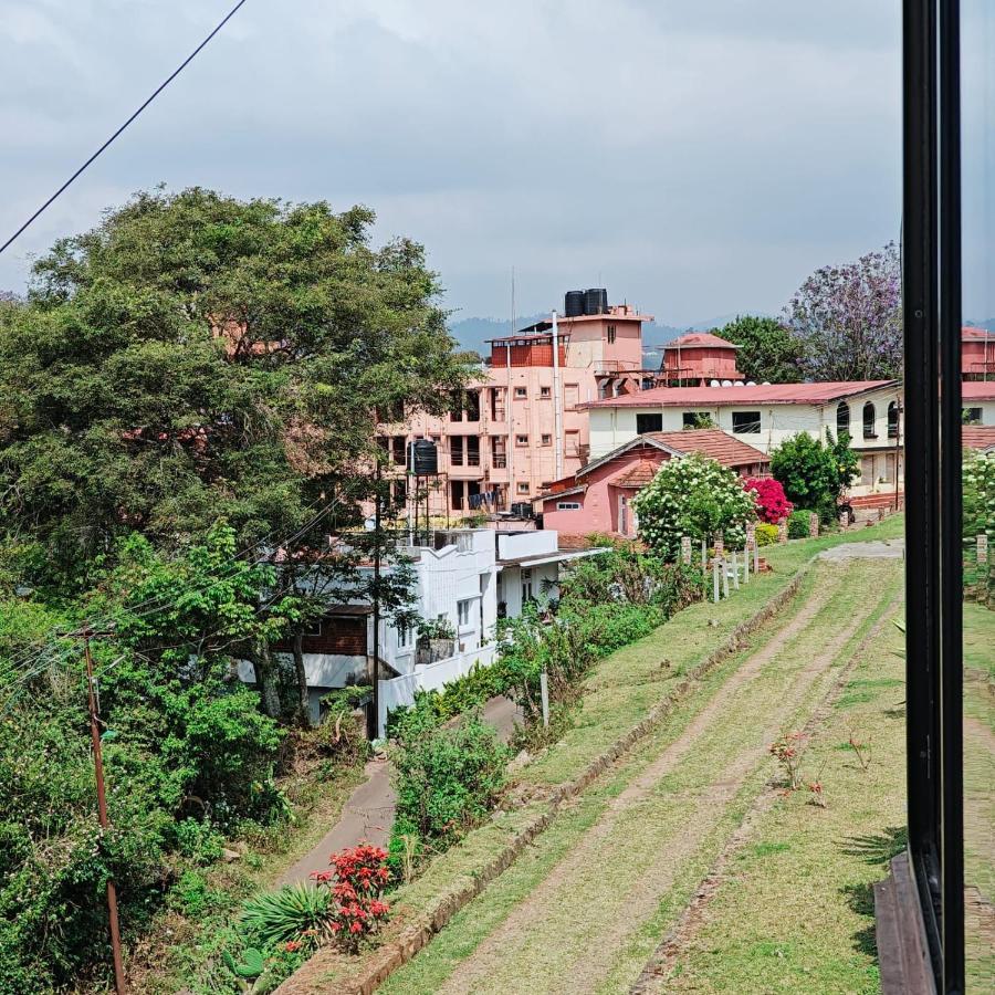 Camellia Heights 1&2 Bed & Breakfast Coonoor Luaran gambar